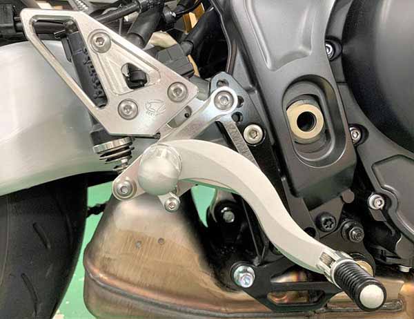 BEET MT-09 ABS/SP ABS('21～) ハイパーバンク 固定式(シルバー) 0111-Y57-20