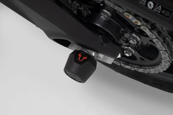 SW-MOTECH BMW S1000XR(2015) アクスルスライダーセット(リア)ブラック STP0717611101-B