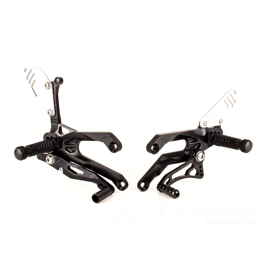 GILLES TOOLING アジャスタブルバックステップ FXR FXRY05CUPB バイク｜パーツダイレクト店