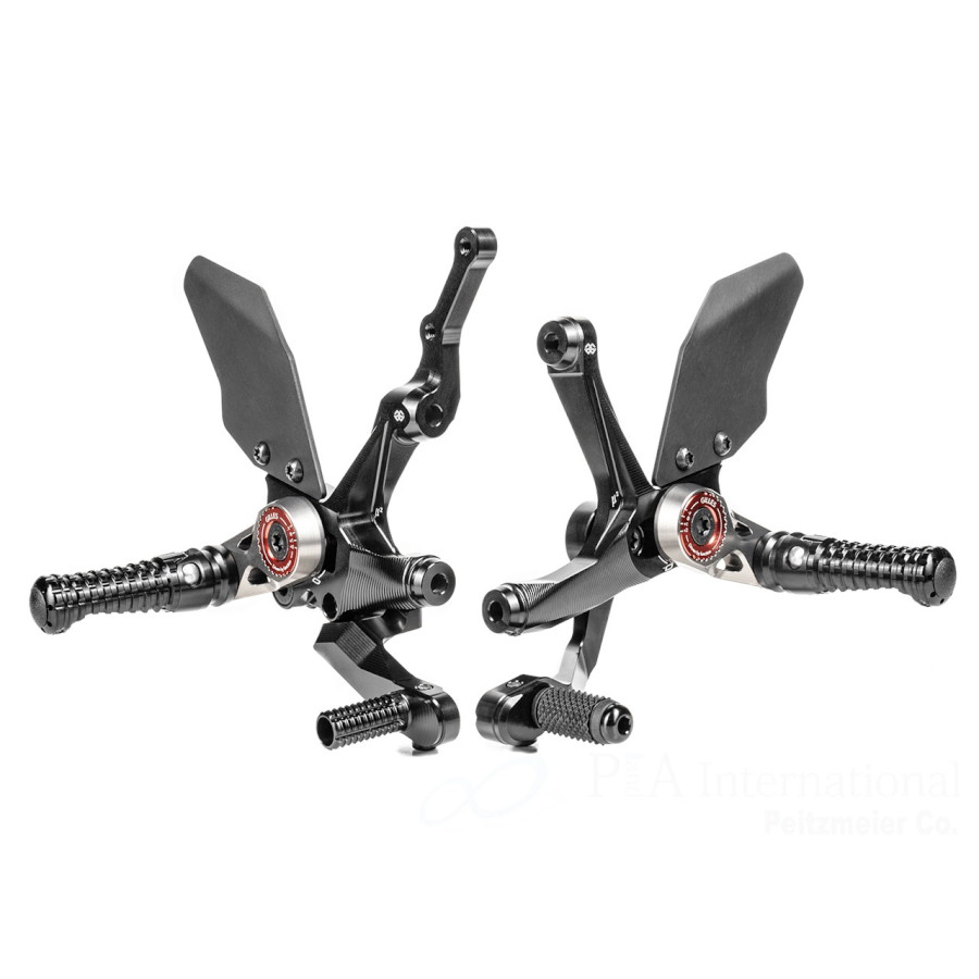 GILLES TOOLING アジャスタブルバックステップ MUE2 MUE2D03B バイク 73,871円