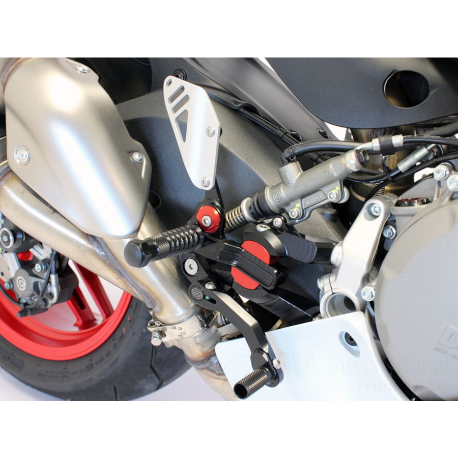 GILLES TOOLING アジャスタブルバックステップ VCR38GT VCRD05-BK バイク