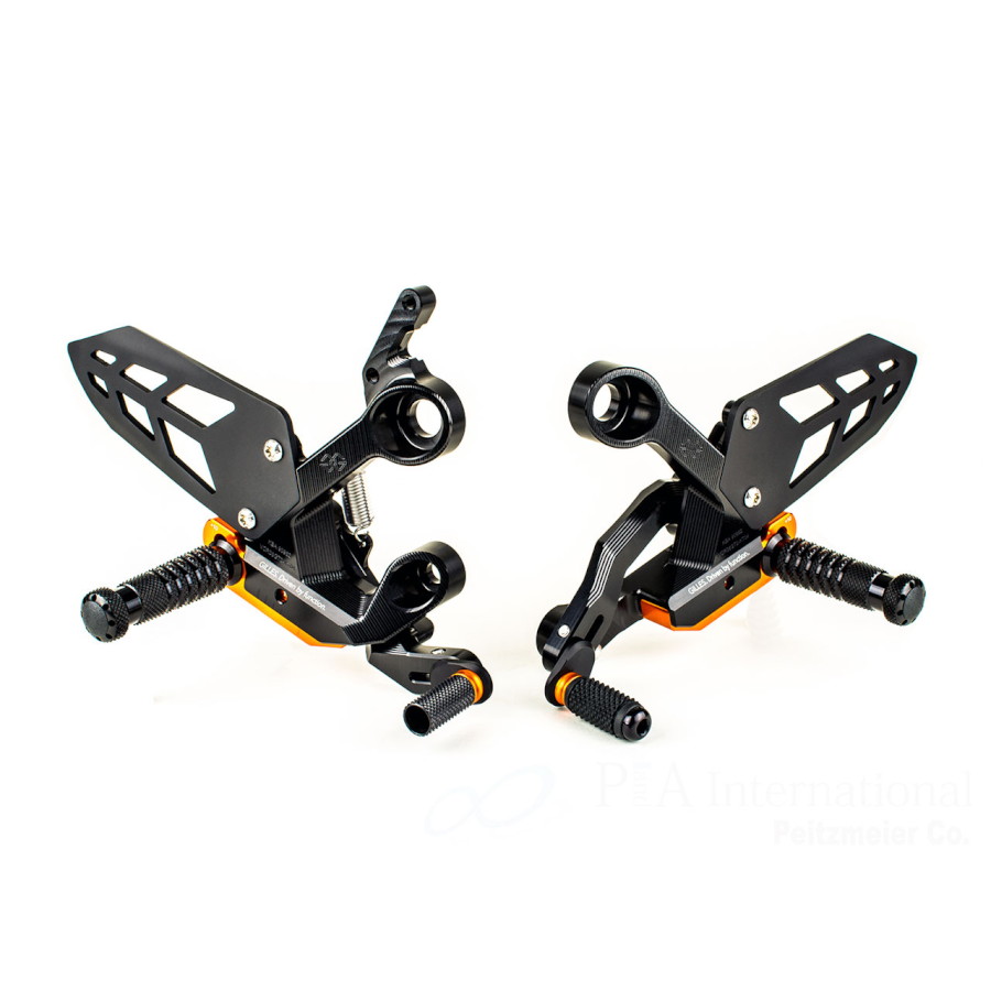 GILLES TOOLING アジャスタブルバックステップ VCR38GT2 VCR38GT2KT04 バイク｜パーツダイレクト店