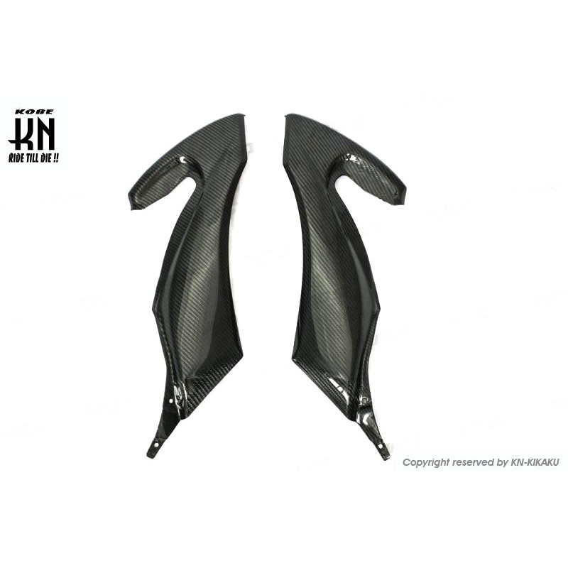 KN企画(ケーエヌキカク) カーボンサイドカバー左右 T-MAX530 タンクプロテクター 2013-2016 TMAX-02 TMAX530cc 4型 SJ12J(59C)[13-14]｜TMAX530cc 5型 SJ12J(2PW)[15-16] バイク 外装パーツ｜パーツダイレクト店