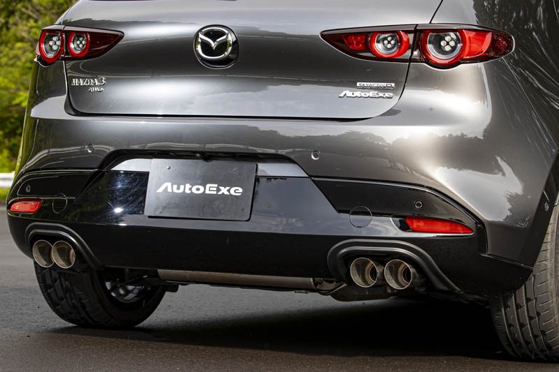 オートエクゼ MAZDA3 BPFJ3R/BPFJ3Pファストバック/BPFPファストバック2WD車/BP5R/BP5P ファストバック2WD車 スポーツマフラー左右4本出し MBP8Y60｜PartsIsland 93,411円