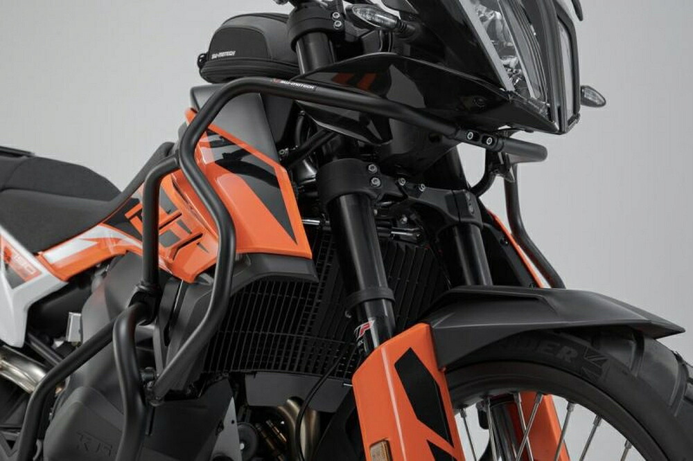 SW-MOTECH 790 ADVENTURE/R アッパークラッシュバー ブラック SBL0452110100/B｜PartsOnline 店 26,355円