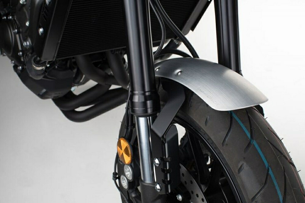 SW-MOTECH MT-09/ABS/TRACER XSR900 フロントフェンダー アルミ シルバー KFS0659910000/S