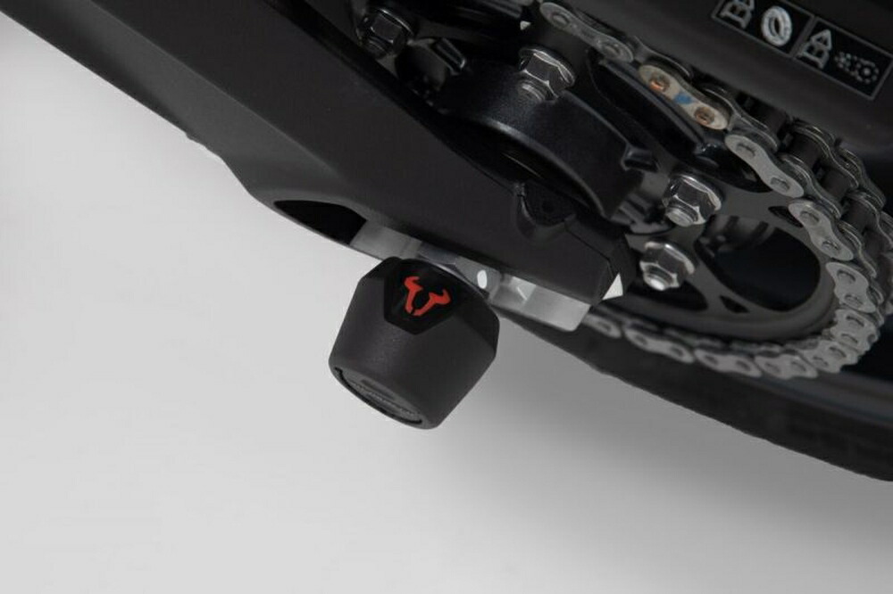 SW-MOTECH BMW M1000XR BMW S1000XR アクスルスライダーセット(リア)ブラック STP0717611101/B