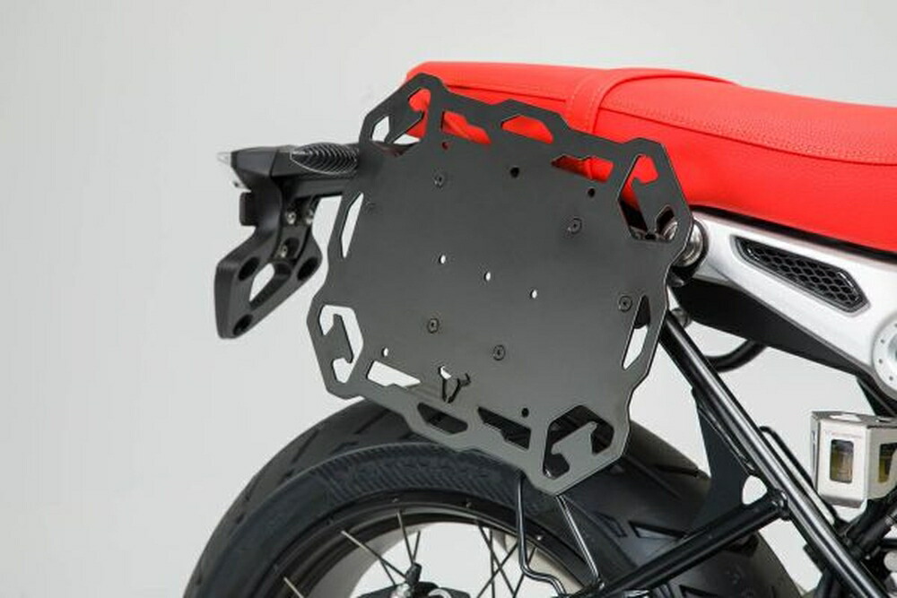 SW-MOTECH ユニバーサルモデル SLCサイドキャリア用汎用ブラケット(右) HTA0040115200