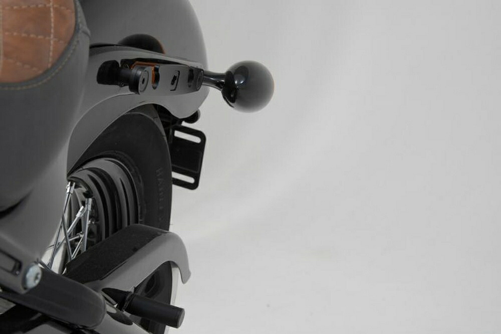 SW-MOTECH HARLEY DAVIDSON SOFTAIL FXBB STREET BOB SLHサイドキャリア LH2用 (左) HTA1868210000