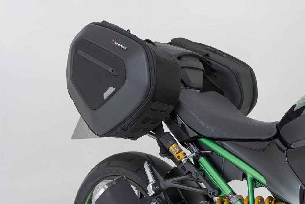 SW-MOTECH Z900 SE PRO BLAZE サドルバッグセット ハイバージョン BCHTA0874039001