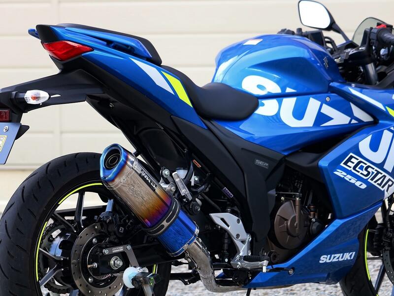 Realize スズキジクサー250/SF250 22RacingSUSマフラー Realize ジクサー250 ジクサーSF250 バイクマフラー 2BK-ED22B