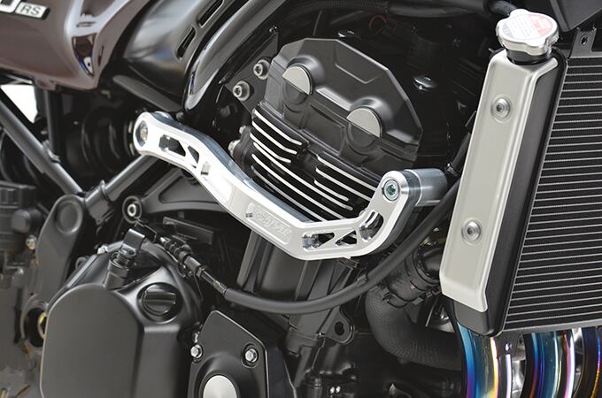 アールズギア Z900RS('17～)サブフレーム（クリアシルバー） AC00-036K-CL｜PartsOnline 店