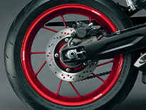 SUZUKI GSX-8R リムデカール（レッド） 99183-00A20-RD1