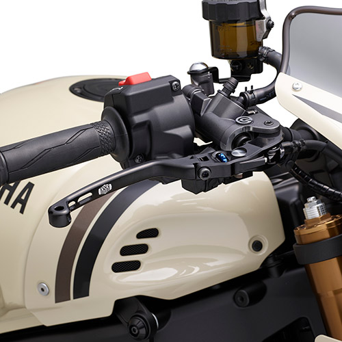 ワイズギア YAMAHA XSR900/GP アジャスタブルブレーキレバー Q5K-ATV-Y82-326｜PartsOnline 店