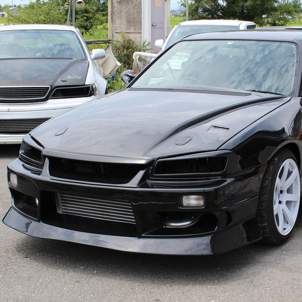 URAS スカイラインR34 2Dr/4Dr アイライン左右セット R34 スカイライン アイライン ニッサン GT-R BNR34 HR34 ER34