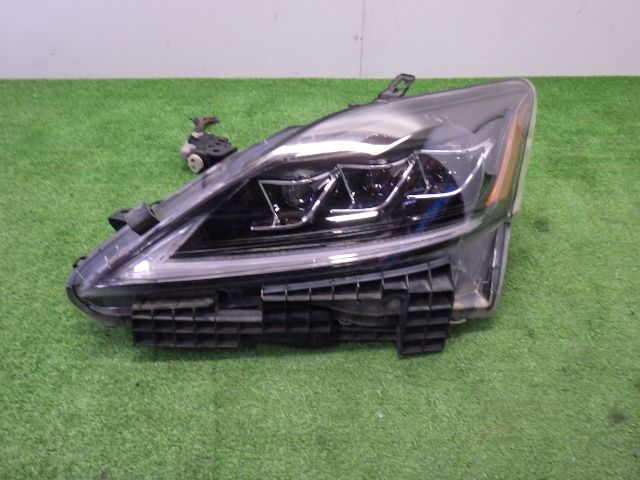 ★レクサス IS DBA-GSE20 4GR-FSE 250CバージョンL★左 ヘッド ライト 純正 中古 51070-53450 81150-53450