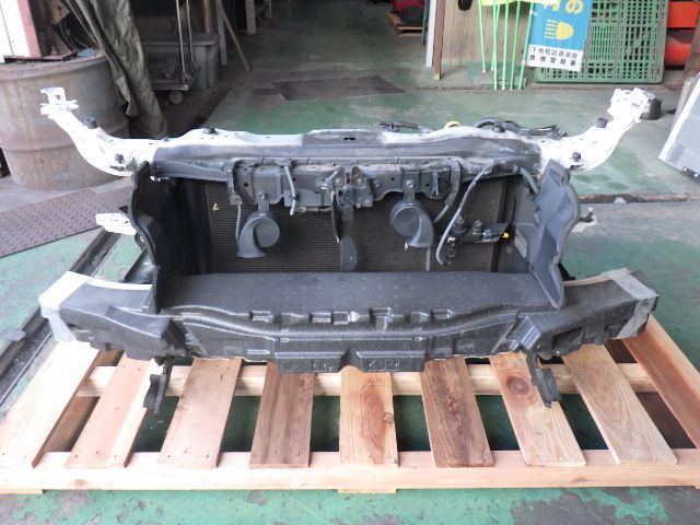 ★クラウン ロイヤルサルーン GRS210★コアサポート ラジエーター コンデンサー フロントカット 純正 中古 16400-31800 88460-30C10