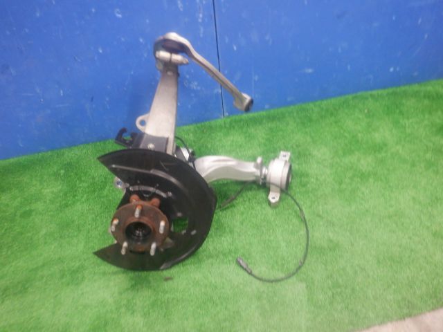 ★スカイライン 5BA-RV37 400R 後期★フロント左ナックルハブ アーム 40015-4GA0A 16,500円