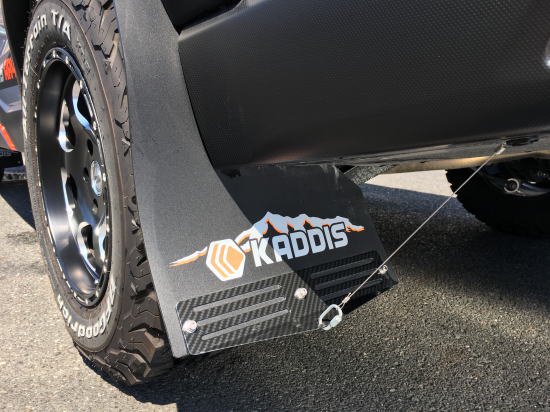 【エントリーでP5倍】デリカD:5後期型 KADDIS専用マッドフラップPREMIUMオレンジ CarbonPlate KD-EX16016 DELICA D33 クリーンディーゼル 改造 カスタム パーツ メーカー直送のため代金引換不可 沖縄、離島への送料はご相談ください。