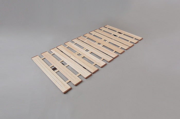 【直送品】薄型軽量幅広すのこベッド 4つ折れ式 セミシングル MYF-80 幅800&times;奥行2000&times;高さ18mm【ヘルシ価格】インテリア 寝具 睡眠 ベッド 布団 すのこ 簀の子｜ヘルシー救急ＢＯＸ