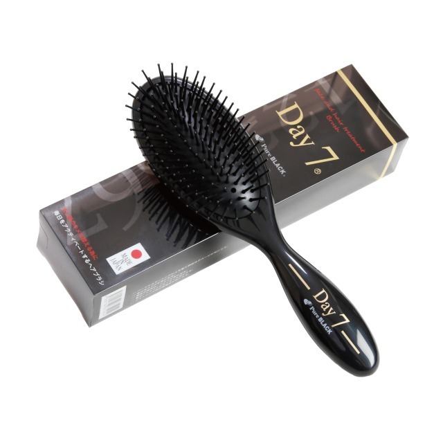スリーヒルズ Day7 クッションブラシ Day7 クッションブラシ ヘアケア スタイリング|ヘルシー救急BOX