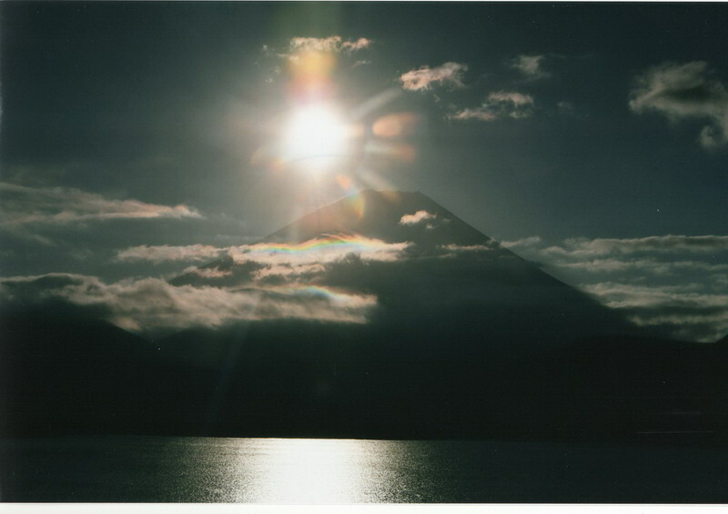 楽天市場】秋元隆良氏 奇跡の写真 神木の祭典【ヘルシ価格】奇跡の写真