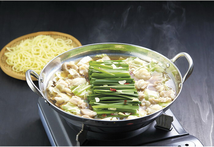 【直送】【北海道沖縄離島不可】福岡 博多 牛もつ鍋 G【ヘルシ価格】 食品 惣菜 鍋セット もつ鍋 国産牛もつ使用 ちゃんぽん麺付き