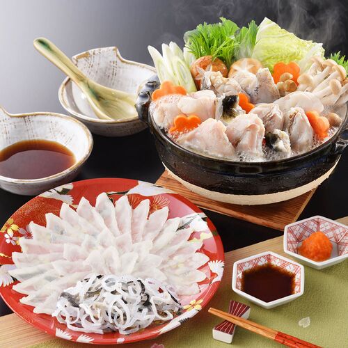 【直送品】「関とら本店」 ふく料理セット （真ふぐ霜降り刺身45g、とらふぐ皮20g、とらふぐちり200g、ふぐつみれ40g） ふく ふぐ フグ てっさ てっちり