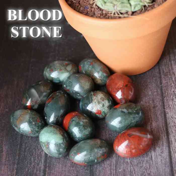 アフリカンブラッドストーン タンブル Sサイズ 1個 セフトナイト ブラッドストーン ブラッド ストーン 握り石 置物 インテリア 天然石 プレゼント 贈り物 ギフト お守り 緑 みどり 赤オレンジ pasmii画像