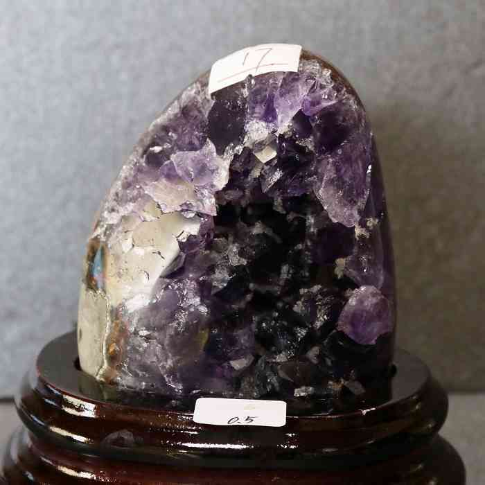 楽天市場】ウルグアイ産 アメジスト タワー 現物 570g 紫水晶