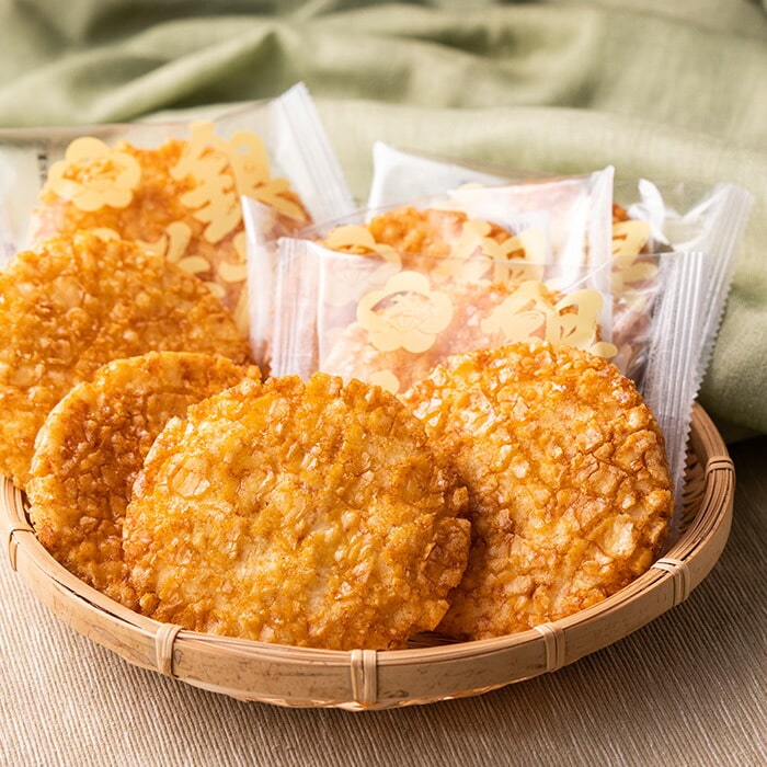 お中元 ギフト 15枚 あす楽 お菓子 お返し せんべい メッセージカード無料 内祝い 写真入り 出産祝い 名入れ 快気内祝い 快気祝い 揚げせんべい 煎餅 結婚祝い 銀座花のれん 銀座餅醤油 定番 銀座花のれん