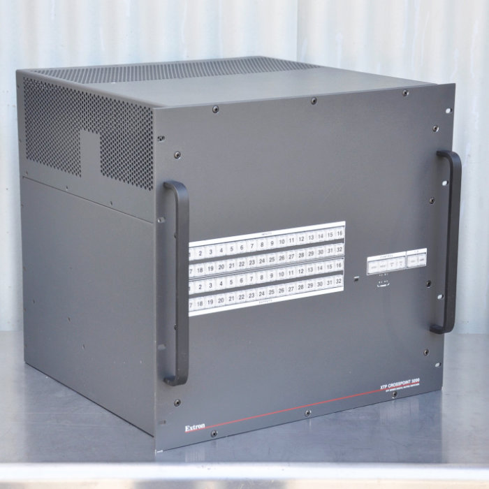 中古｜マトリックススイッチャー Custom XTP 3200 Extron 2014年頃 DVI 32入力32出力 ビデオ切替器 分配器｜動産王｜大阪｜送料無料