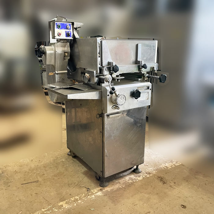 ミートスライサー 業務用 テンポス TBMS-250 楽天市場】【中古】テンポス ミート スライサー TBMS-250N