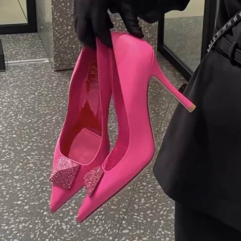 貨物輸送無料 レディース パンプス 踵パンプス ピン踵 美脚 脚長 愛くるしげ 成年者好いたらしい 好いたらしいめ 分かりやすい 雅びやか 今めかしい 雅びやか 冷やりとした 艶っぽい 主演者級 お出でになる感 晴れ晴れしい 御芽出度 二次会 交歓会 寄りあい でき事