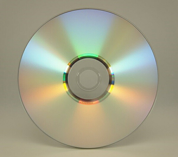 【送料無料】 マイクロボード・テクノロジー T-DMR-SPY-SB8 CMCpro データ用DVD-R/ 4.7GB/ 8倍速/ 銀プリンタブル/ 100枚x6スピンドルバルク/ 箱 【在庫目安:お取り寄せ】