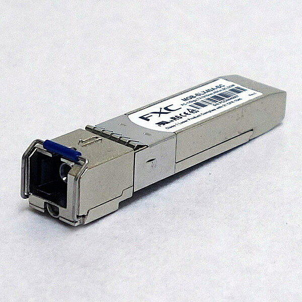 【送料無料】 FXC MGB-SLX40A-SC-ASB5 1000BASE-LX SMF SC 1芯(40km/ TX1310nm) SFP モジュール + 同製品SB5バンドル 【在庫目安:お取り寄せ】| パソコン周辺機器