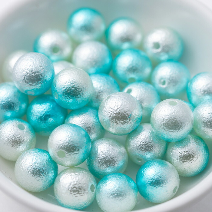 淡い青色・淡いピンク色ビーズ 各100個以上 淡い青色・淡いピンク色ビーズ 各100個以上