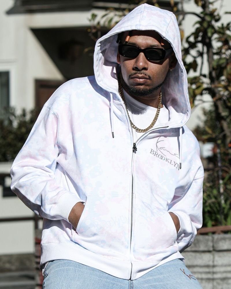 Karl Kani スプレーアート 総柄 ジップパーカー