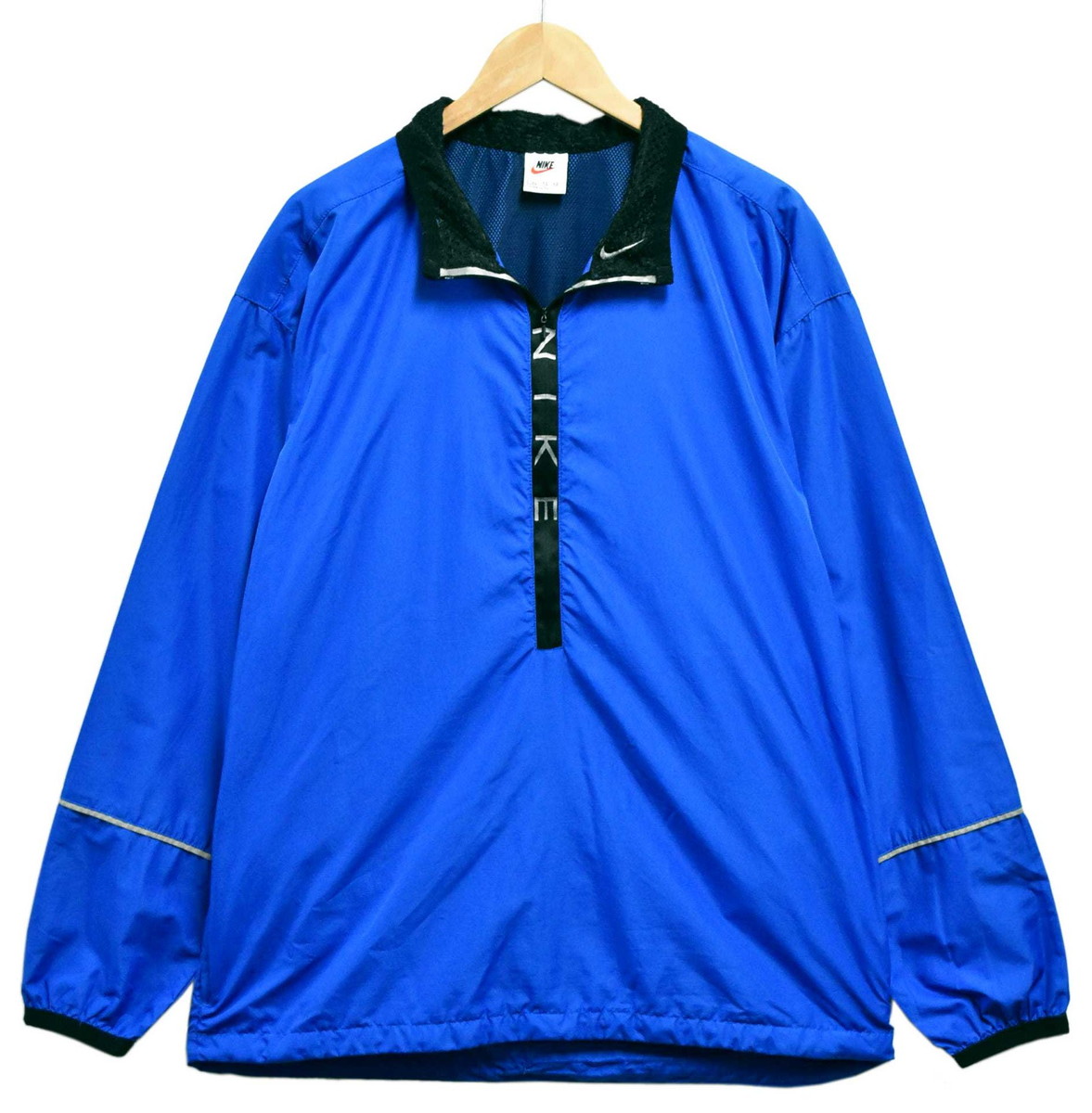 【入手困難】ナイキ ナイロンジャケット センター刺繍 襟切替　ハーフジップコラボ f070213-08_1.jpg
