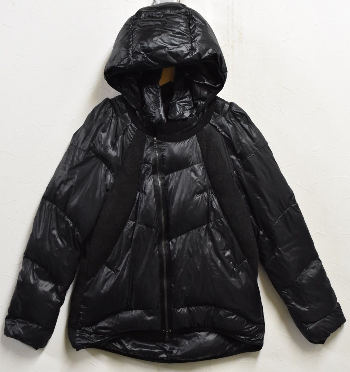 極美品 アンダーカバー ヴァレンティノ ダウンジャケット XL ブラック 総柄 ヴァレンティノ×アンダーカバー「レザースリーブダウン