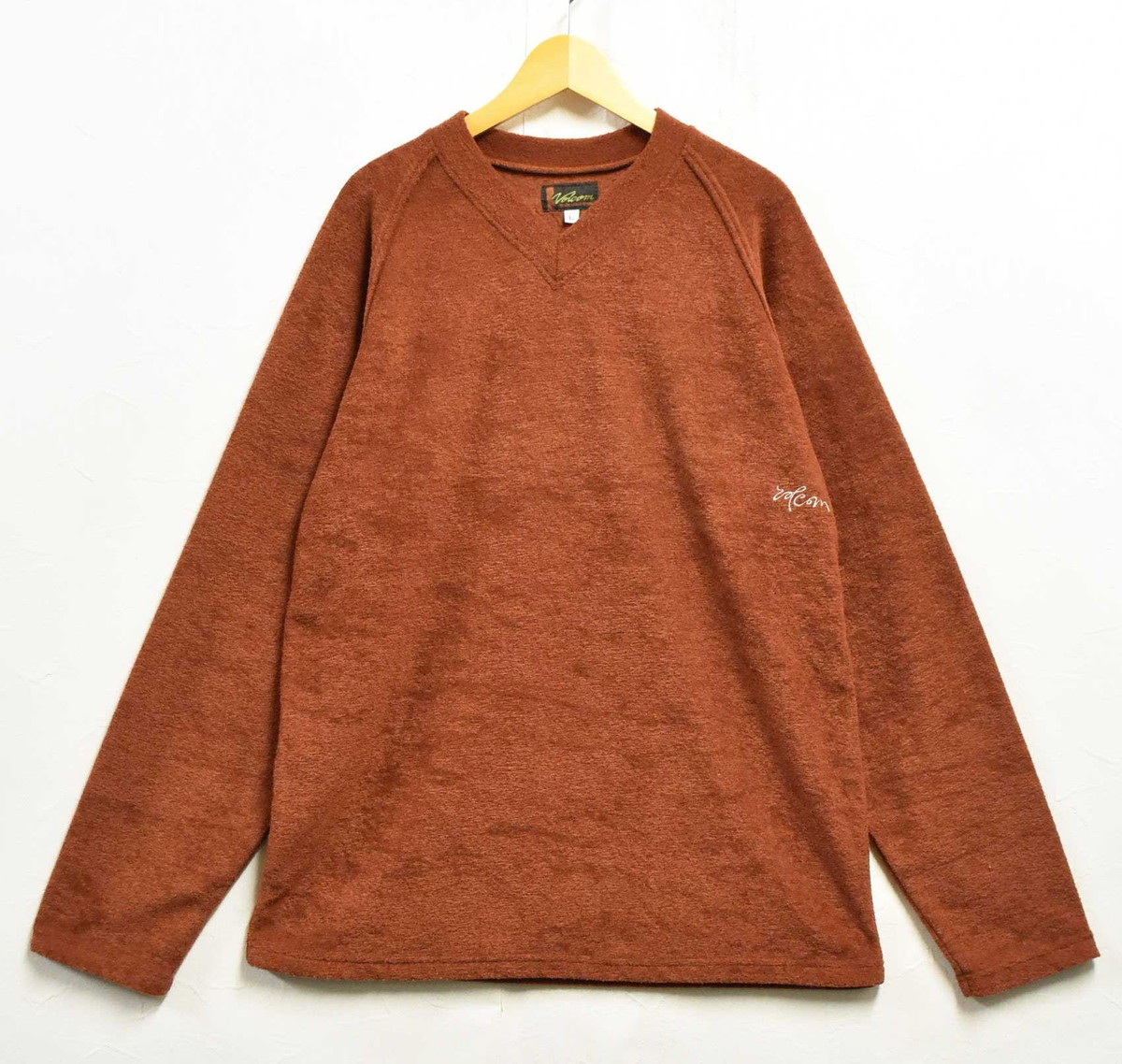 【ビッグサイズ】Volcom ボルコム Vネック 長袖カットソー パイル地 裏起毛 ブラウン メンズXL相当【中古】■
