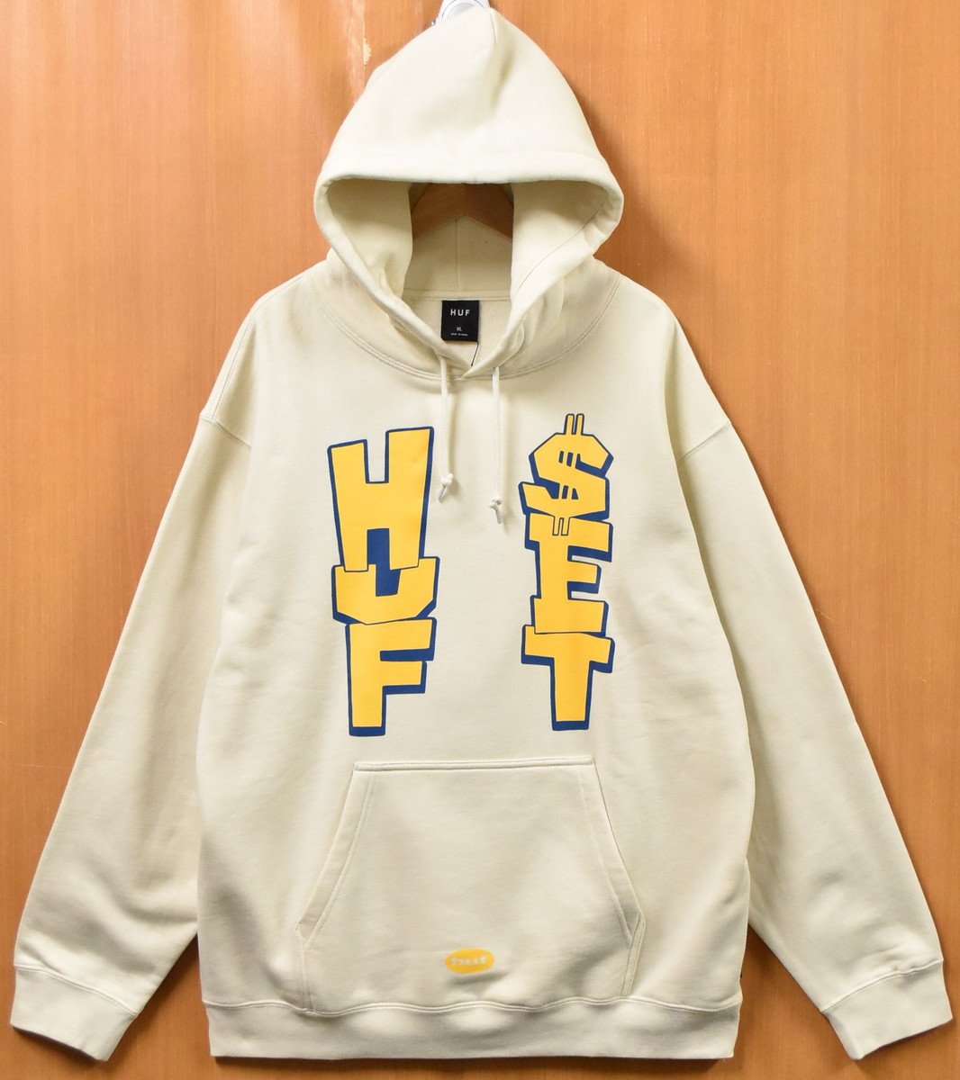 【アウトレット】【未使用品】【展示試着品】【ビッグサイズ】HUF ハフ 長袖 プルオーバースウェット パーカ フーディ アイボリー系 メンズXL【新品】▼|古着雑貨ペンギントリッパー