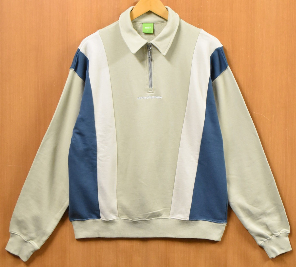 【逃げ口】【未当て嵌める品】【見せびらかす試着品】HUF ハフ 長袖 ハーフジップスウェット 真砂ベージュ系 マルチ色つや メンズS【新品】▼