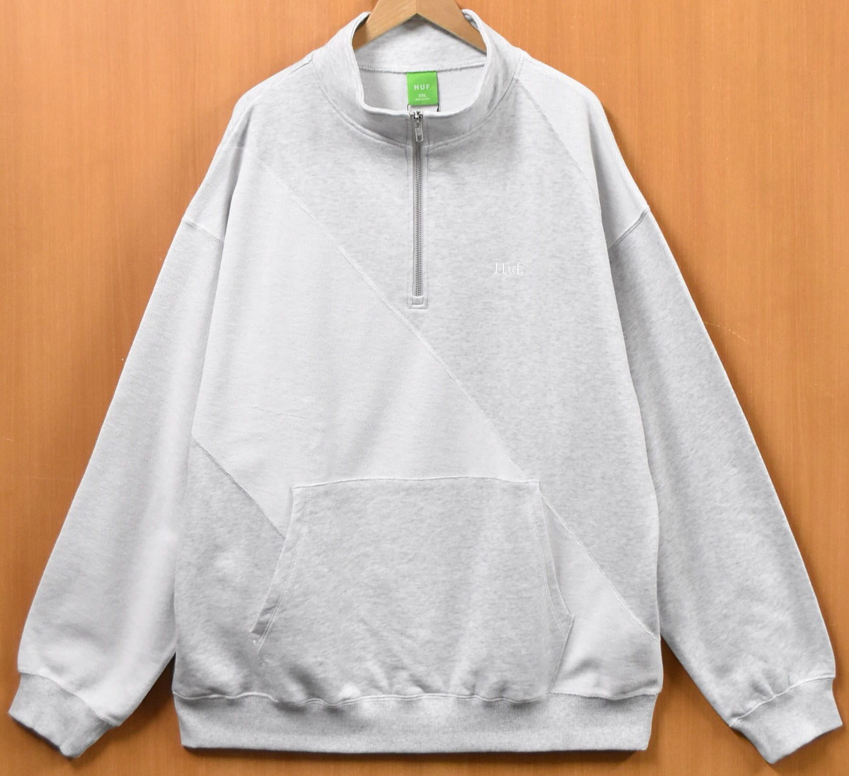【逃げ口】【未当て嵌める品】【見せびらかす試着品】【ビッグ大きさ】HUF ハフ 長袖 ハーフジップスウェット ロゴタイプ刺しゅう ヘザーグレー×白いこと メンズ2XL【新品】▼