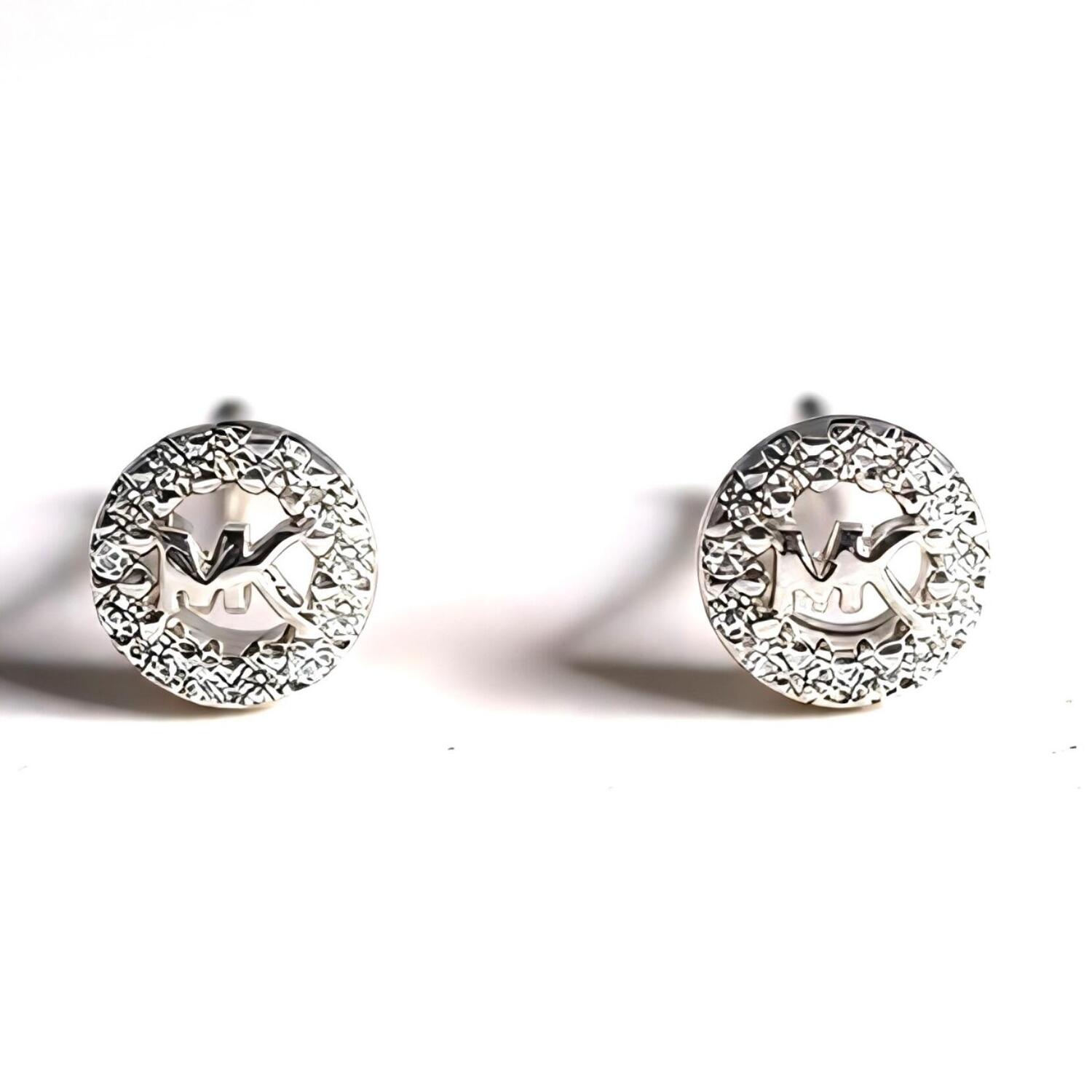 【ギフト対応可】マイケルコース MICHAEL KORS ピアス MK Logo Pave Stud Earrings MKロゴ パヴェ シルバー レディース アクセサリー ジュエリー 人気 ブランド おしゃれ 誕生日 記念 プレゼント ギフト 送料無料 8,850円