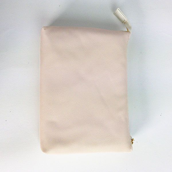 楽天市場 ポケモン イーブイ ｗフラットポーチ イーブイ ポーチ 化粧ポーチ 小物入れ イーブイ ポケモン ホワイト グッズ Mcor キャラグッズ Perfect World Tokyo