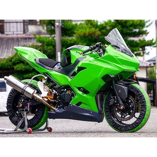 才谷屋ファクトリー 18～Ninja250/400 フロントフェンダー Ninja250/400 仕様 ライムグリーンゲル 3K8NJ25FF-IG 16,438円