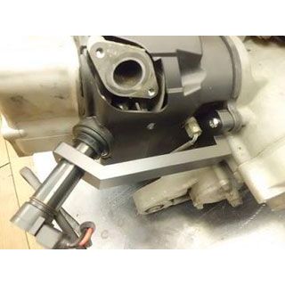 油漢 ダイレクトイグニッションコイル補強ステー アドレスV125 uk-044