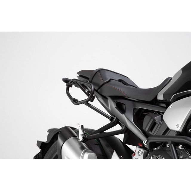 SWモテック SLC サイドキャリア 右側 Harley Davidson Softail Street Bob（18-）.｜HTA.18.899.11 Softail Street Bob (FXBB) sw_HTA_18_899_11000