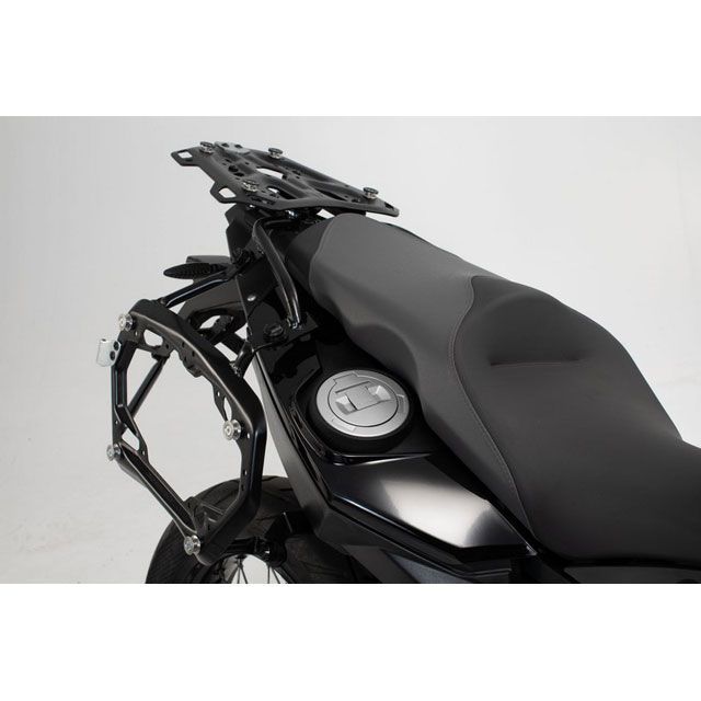 SWモテック PRO サイドキャリア. -ブラック- BMW F 650/700/800 GS.｜KFT.07.559.30000/B sw_KFT_07_559_30000B
